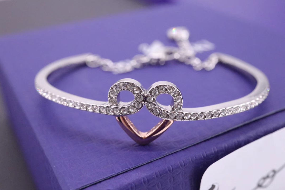 Swarovski Bracelet 03lyr45